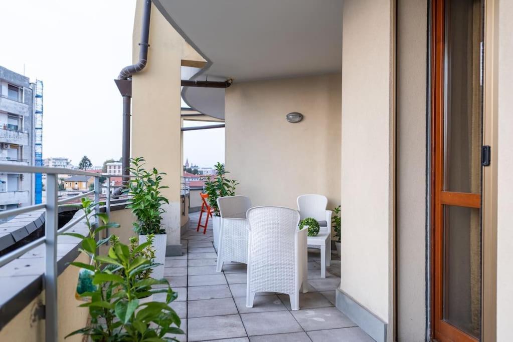 Attico Vicino Milano, Mxp, Rho Fiera Apartment Бусто Арсицио Екстериор снимка